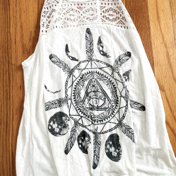 Boho Graphic Tank Top - Picture 3 of 3